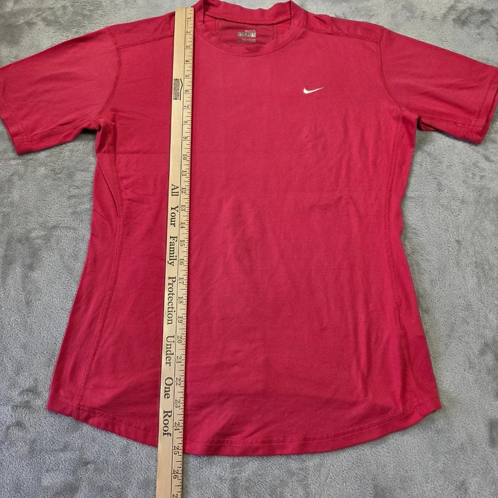 Nike Fit DRY Womens Red Short Sleeve Mesh Back Athletic Shirt Size L Athleisure